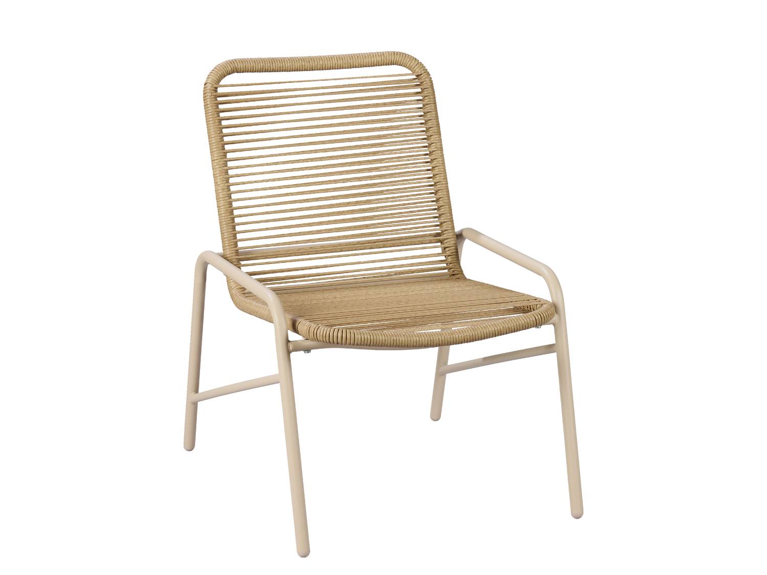 Sedia da giardino beige con schienale e seduta in corda intrecciata.