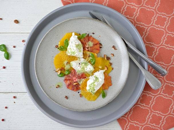 Burrata auf Orangen-Carpaccio