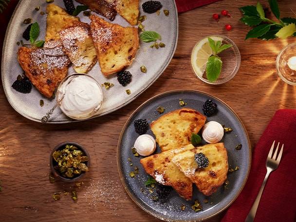 Panettone French Toast mit Zimtrahm